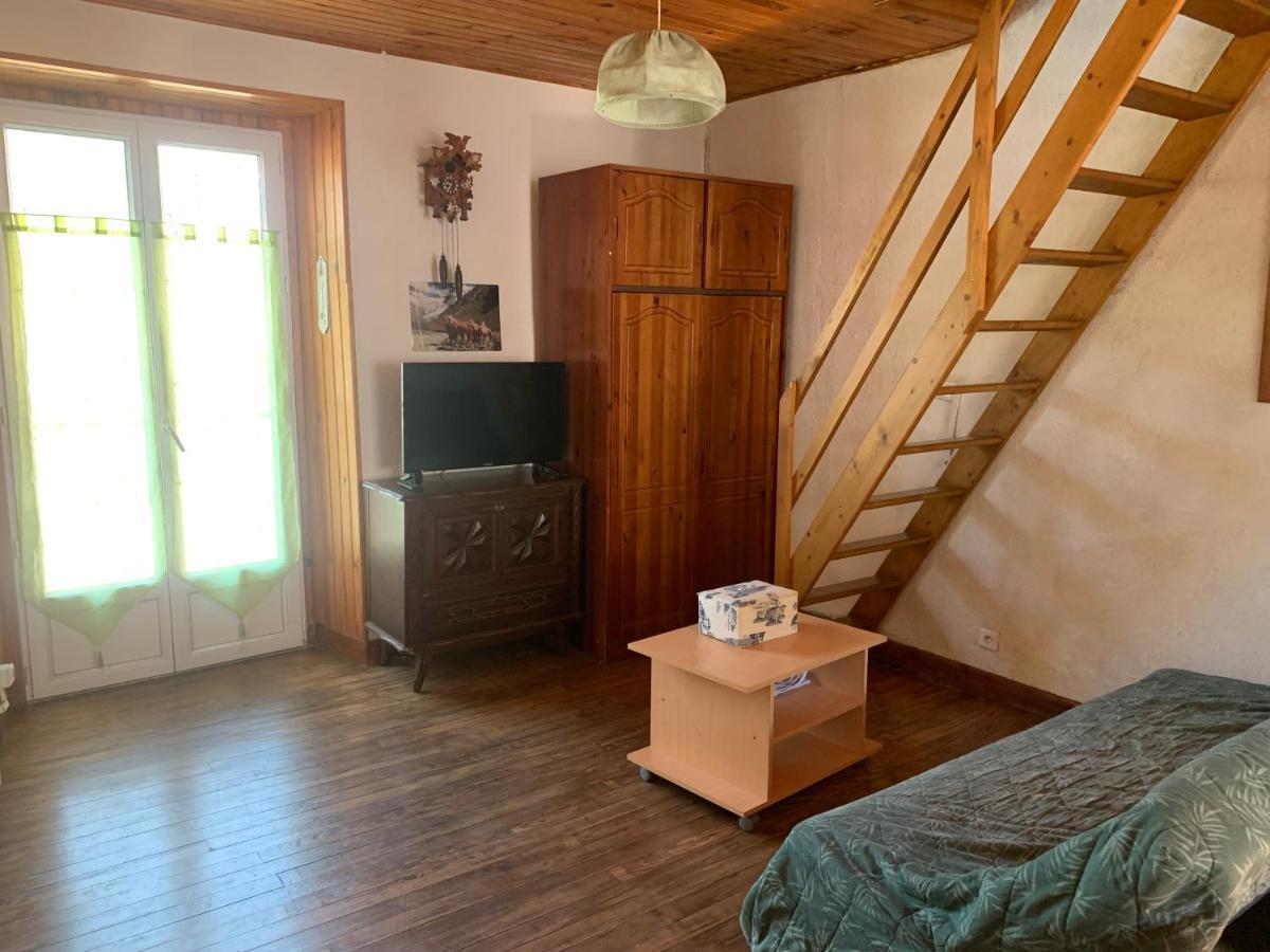 Joli Appartement Dans Une Maison Ancienne 옥스레테르메스 외부 사진
